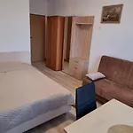 Pogodna 3b 3* 미엘노